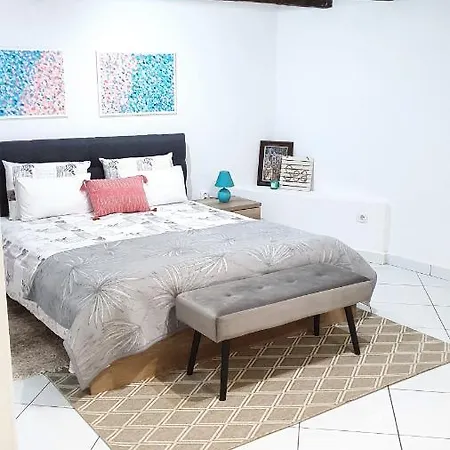 Studio Tony Apartment *