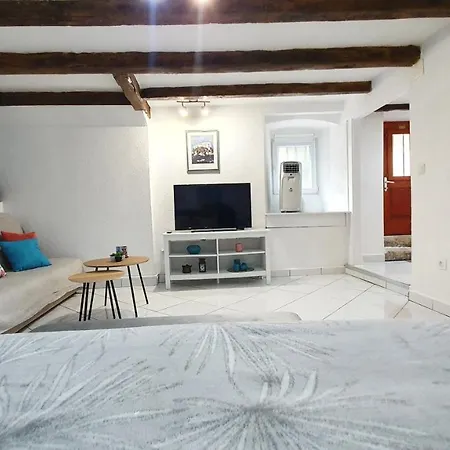 Apartment Studio Tony *