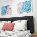 Tony Apartman *